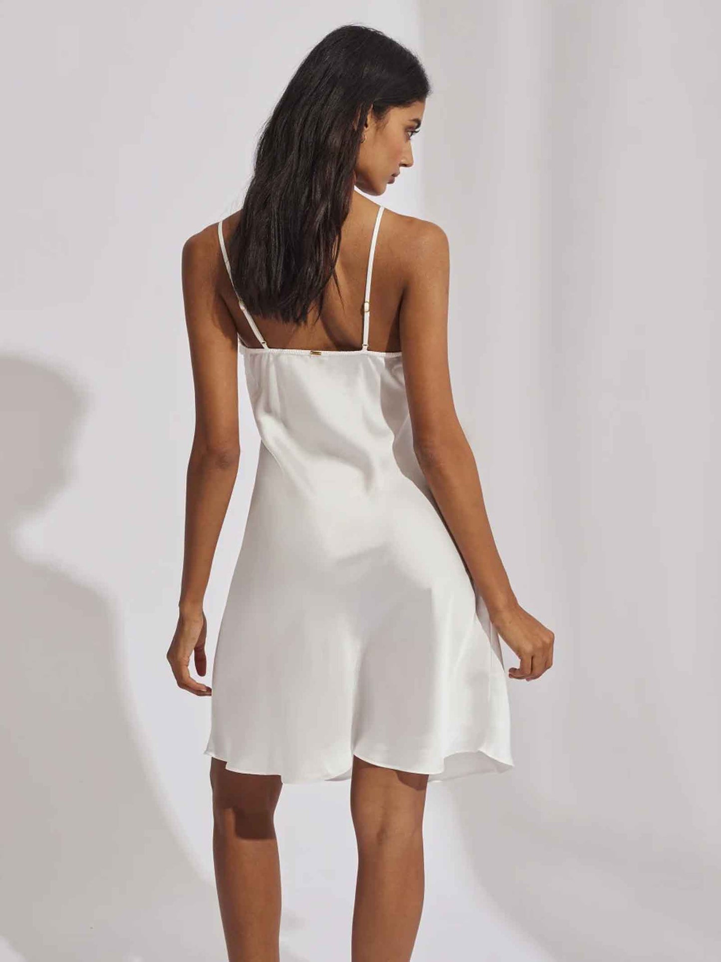 Camisón Lencero de Tirante Fino